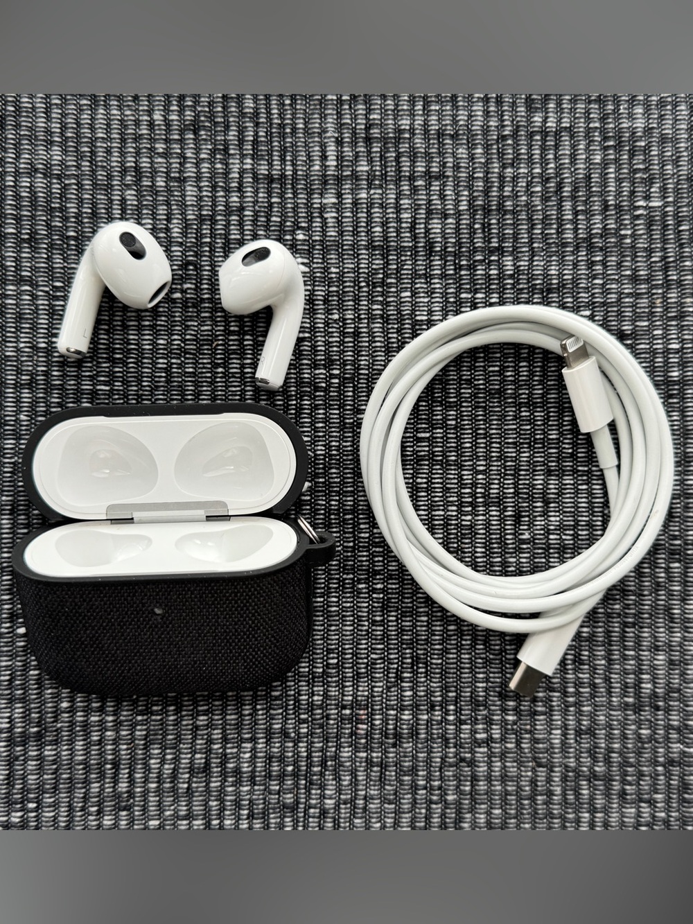 APPLE AirPods (3rd Gen) with USB-C Cable & Black Protective Case